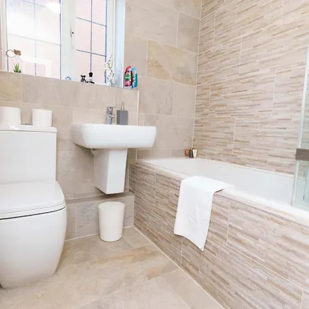 Redgrave Detached House בית נופש