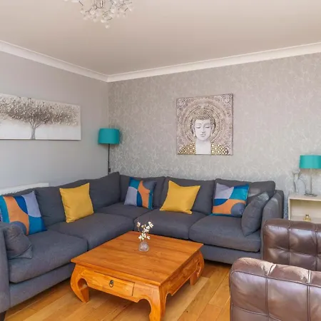 Redgrave Detached House בית נופש *