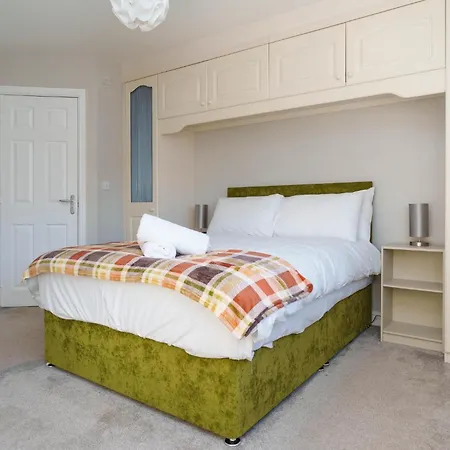 Redgrave Detached House *